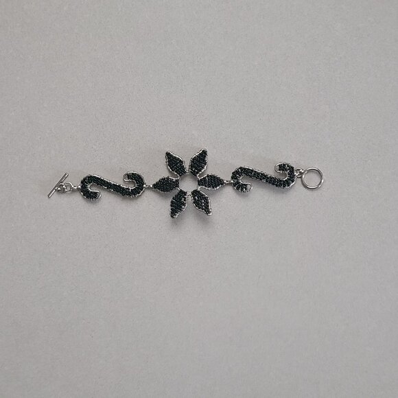 Handmade Beaded Black Bracelet - Picture 4 of 5